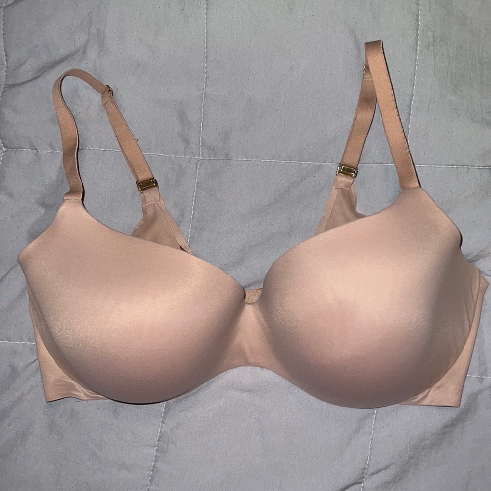 INCREDIBLE BY VICTORIA’S SECRET Lightly-Lined Full-coverage Bra